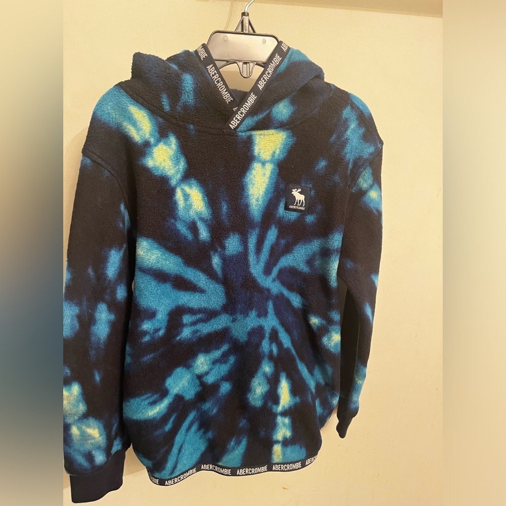 Abercrombie kids sweatshirt size 5/6 tie dye print